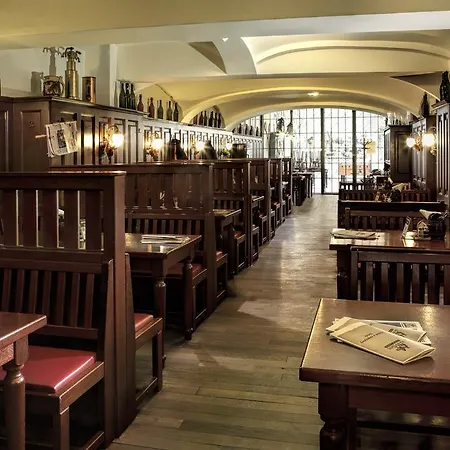 فندق Pivovar Na Rychte 3*